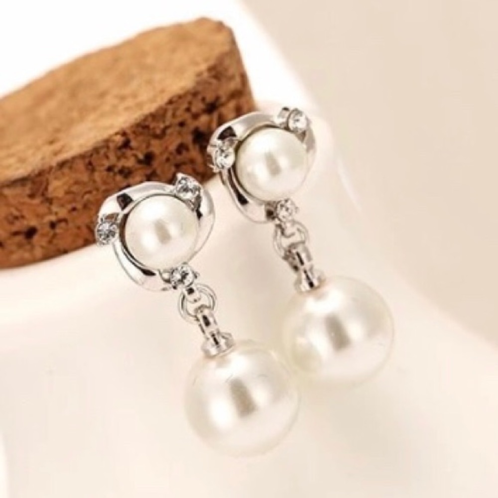NEW!💙💎MODERN! PEARL LOOK💍SPARKLING CZ DROPS💎💙 - Picture 6 of 8